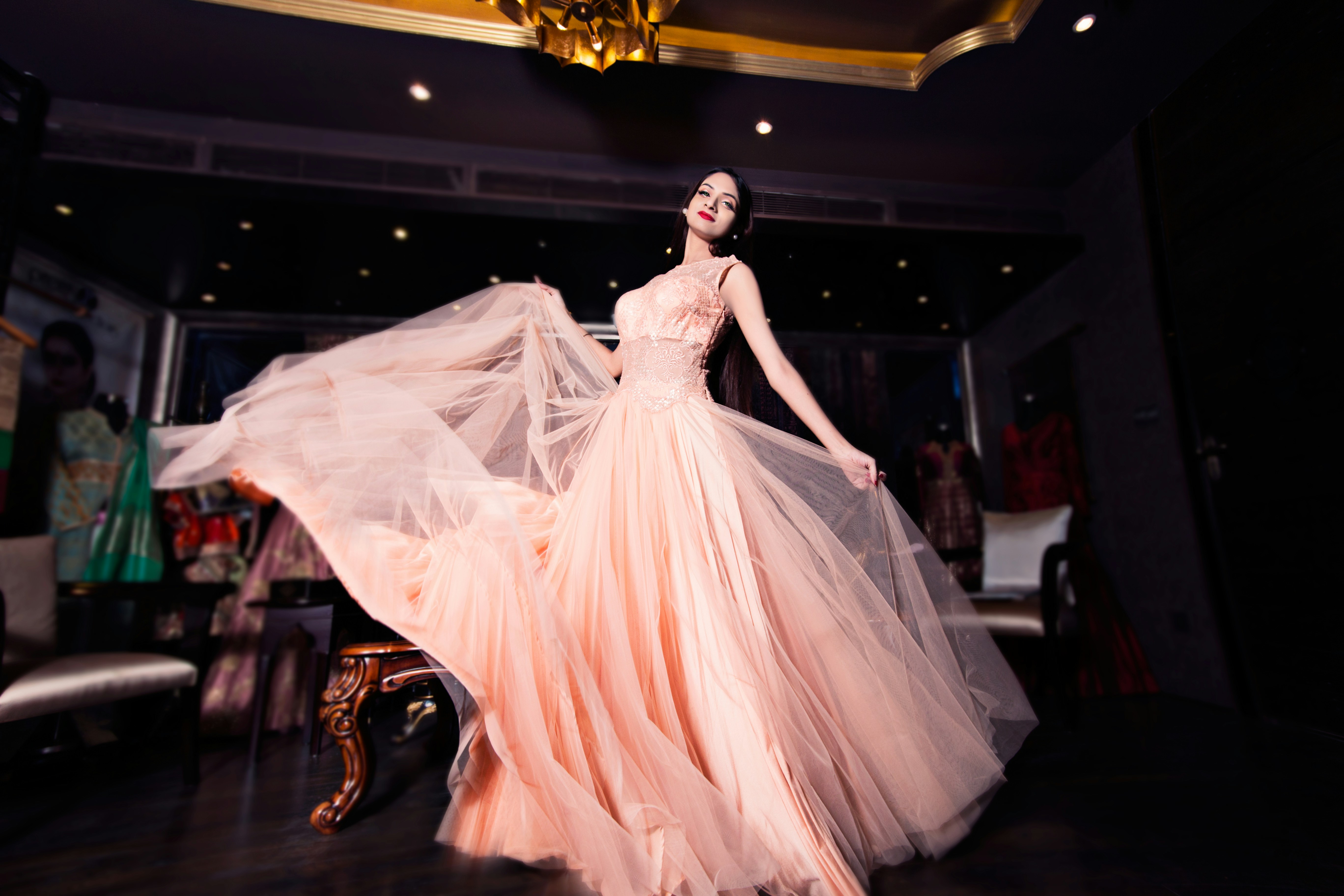 Mastering the Art of Posing: From Basics to Advanced Techniques