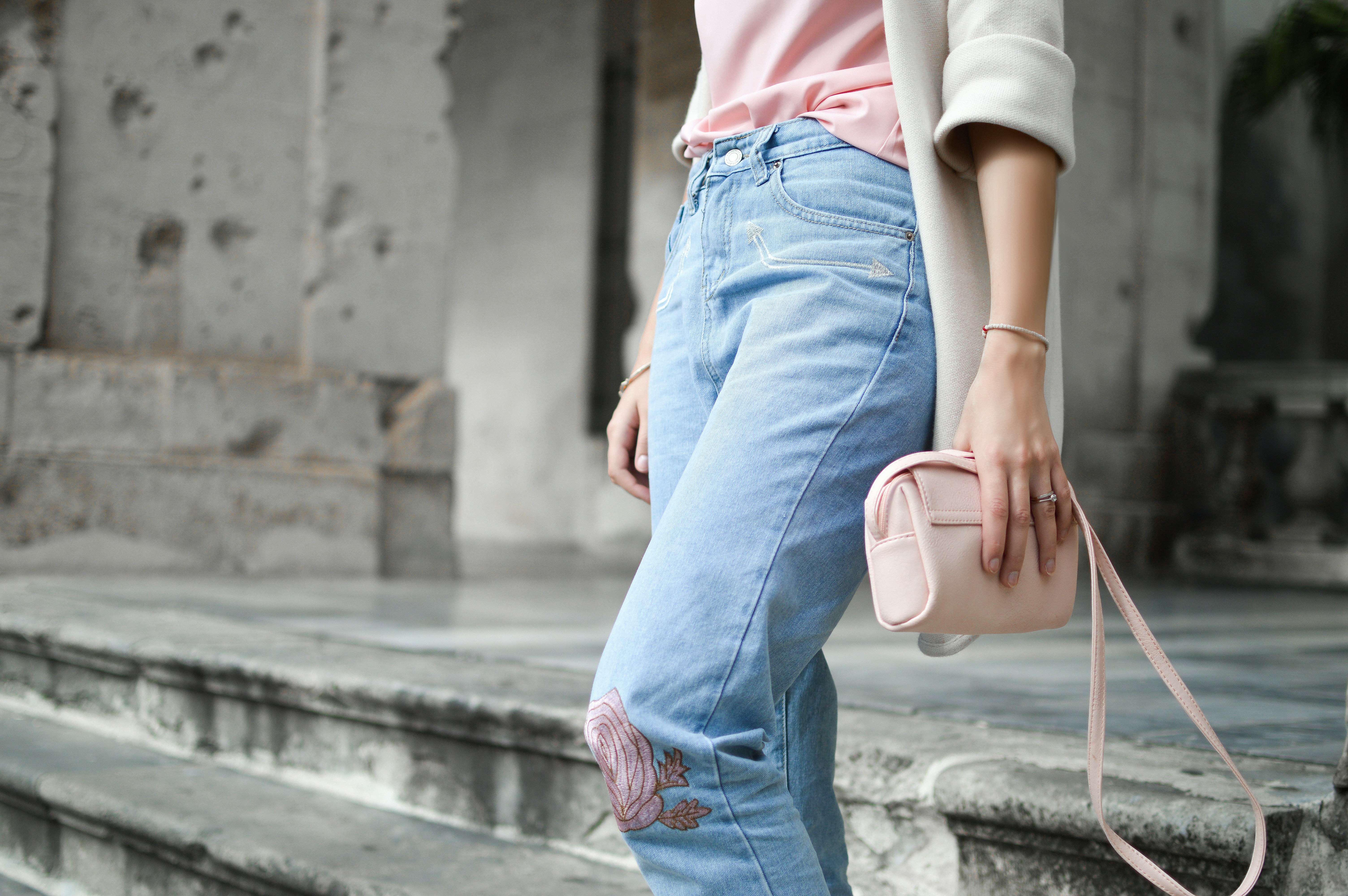 The Psychology of Color in Fashion: What Models Should Know